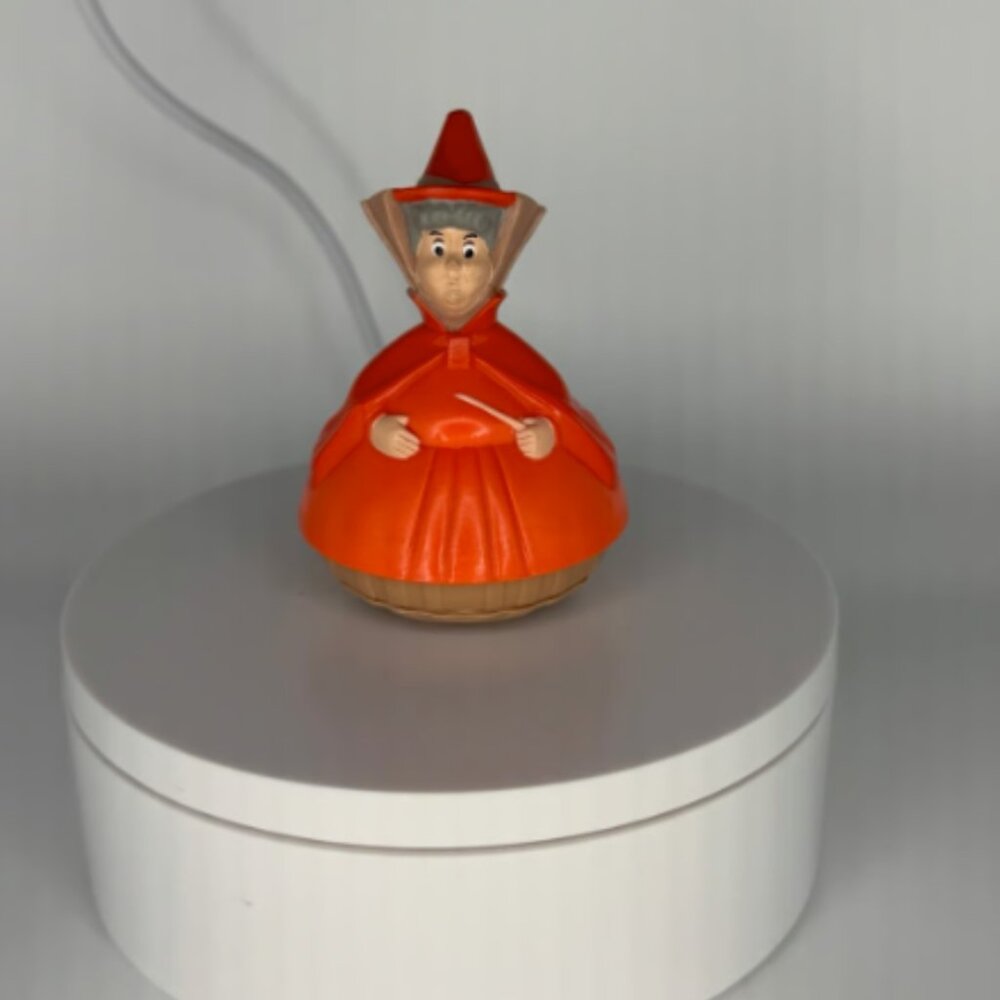 Disney Sleeping Beauty – Flora Fairy Godmother Figure – 1996 Vintage McDonald’s